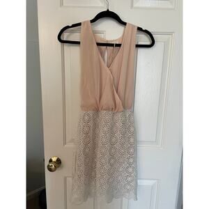 NWT BLVD Dress Size Large Made in USA, Peach Top Half White Knit Lace Bottom